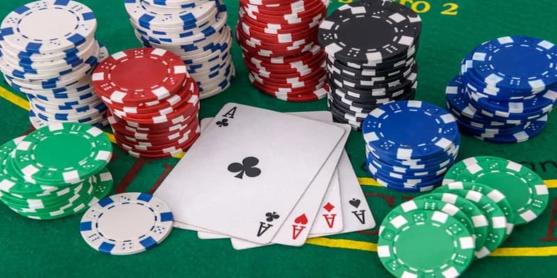 Chia lá bài chung thứ 4